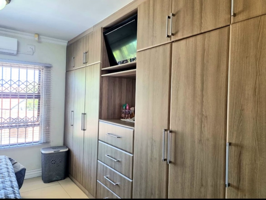 5 Bedroom Property for Sale in Roylglen Gardens Northern Cape